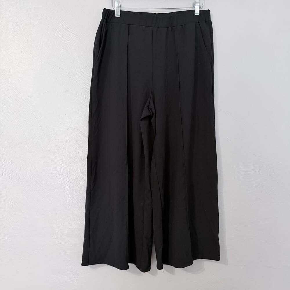 Girl With Curves Wide Leg Pants Size M Black pin-tuck seam, stretch knit